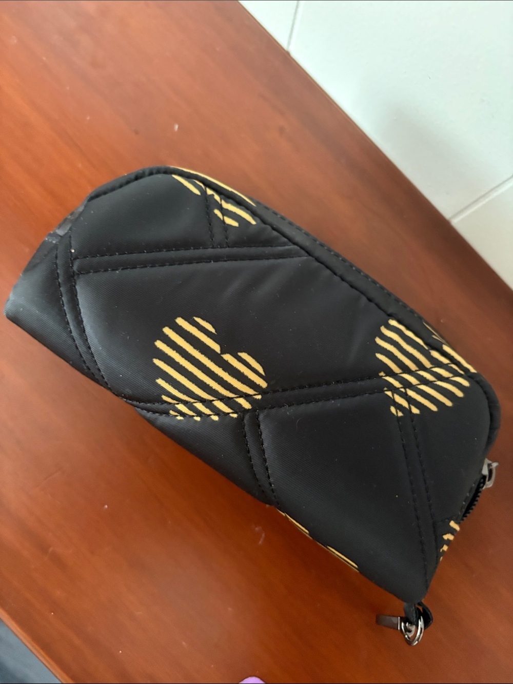 Lug BOBSLED XL Black Quilted Eyeglass Case Hearts Gold Zip Top Clip Cosmetic Bag - Picture 5 of 10